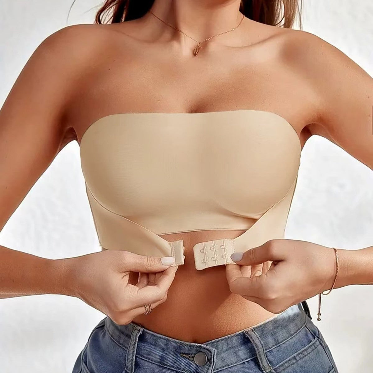 Celestia Seamless Strapless Bra