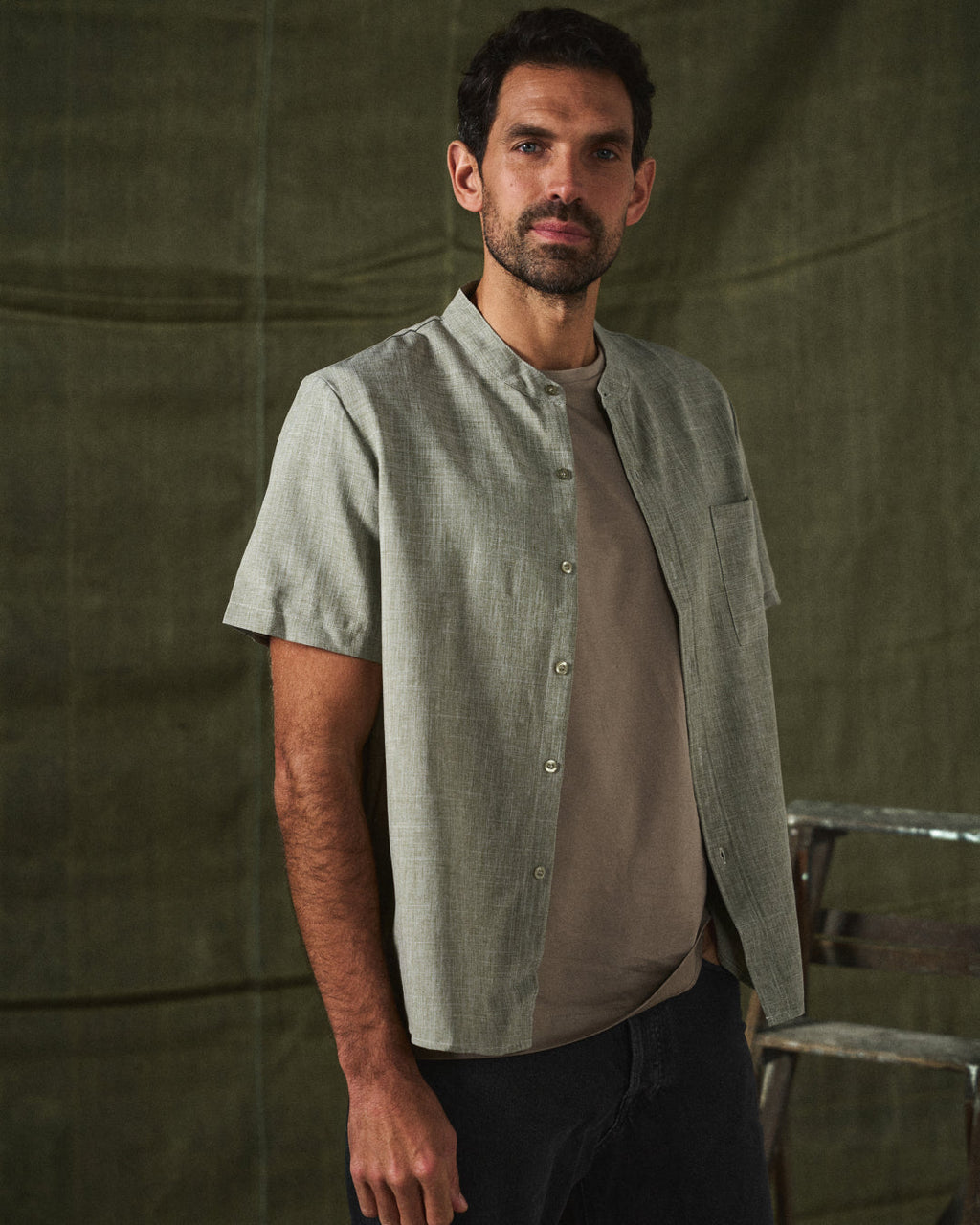 Sorrel Mandarin Cotton-Linen Shirt