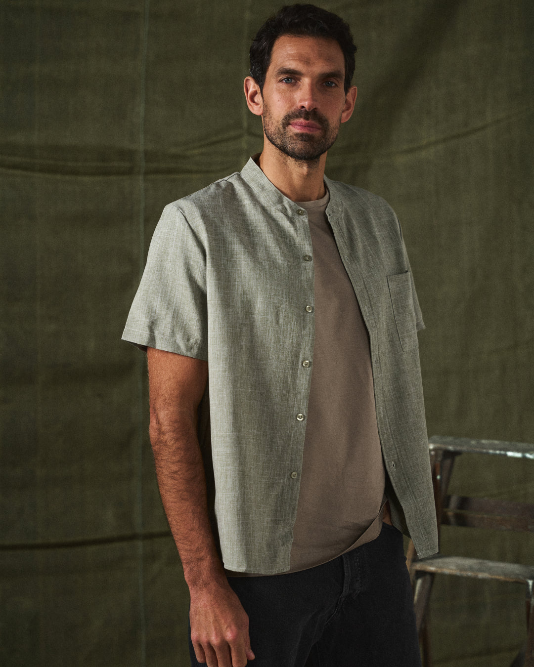 Sorrel Mandarin Cotton-Linen Shirt