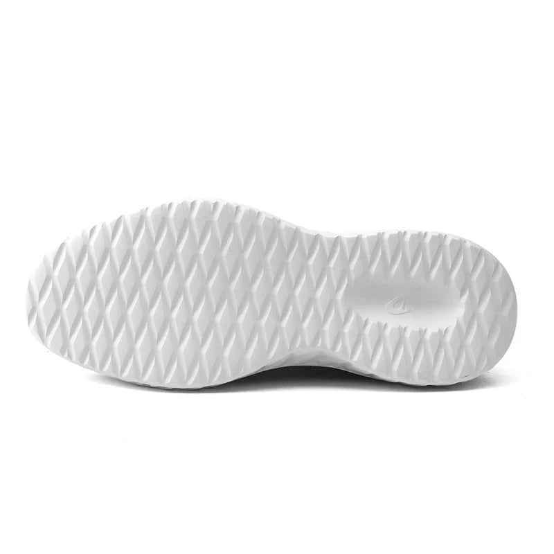 Maverick Flyknit Sneaker