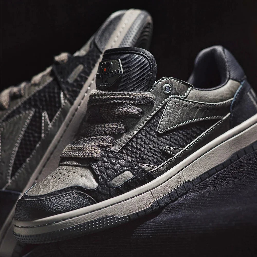 Plissken Low-Top Sneaker