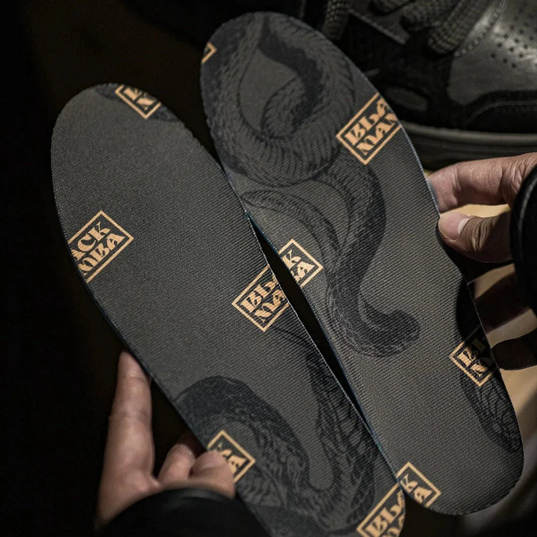 Plissken Low-Top Sneaker