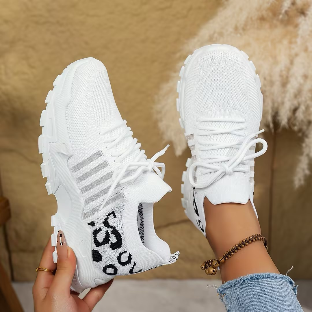 Aura Orthopedic Sneaker