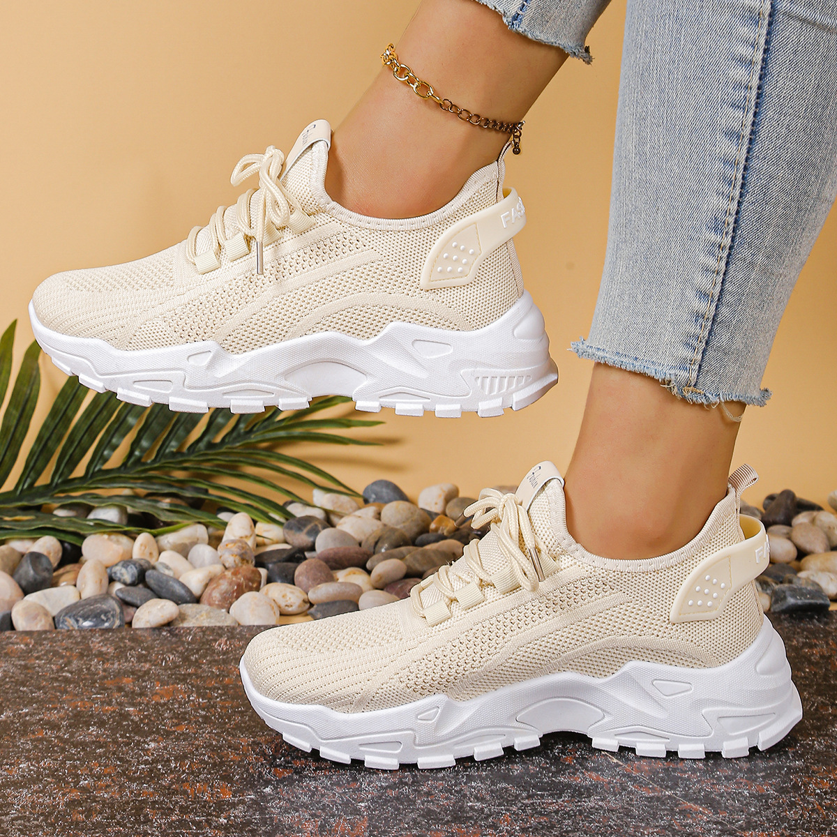 Aura Orthopedic Sneaker