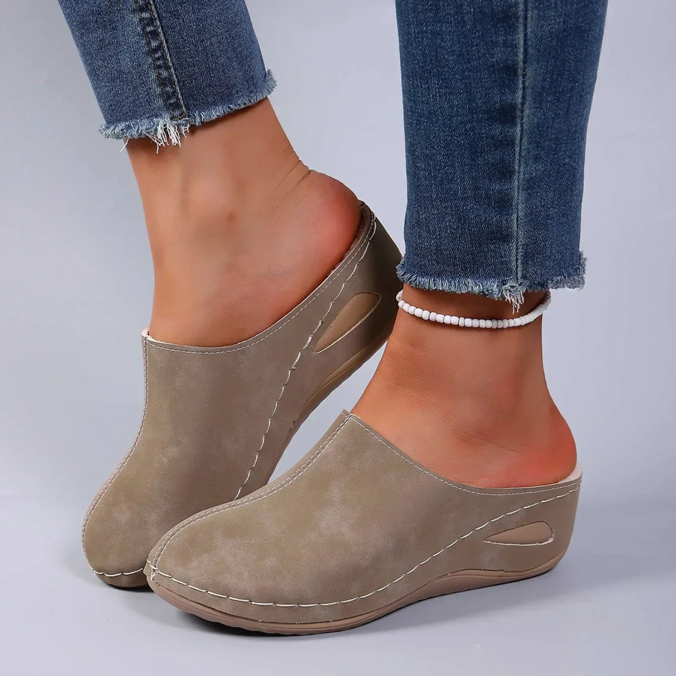 Alora Mule